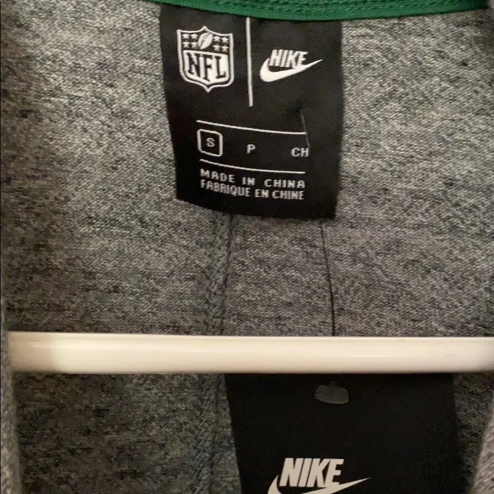 NWT Nike NFL Jets zip up sweater size: S